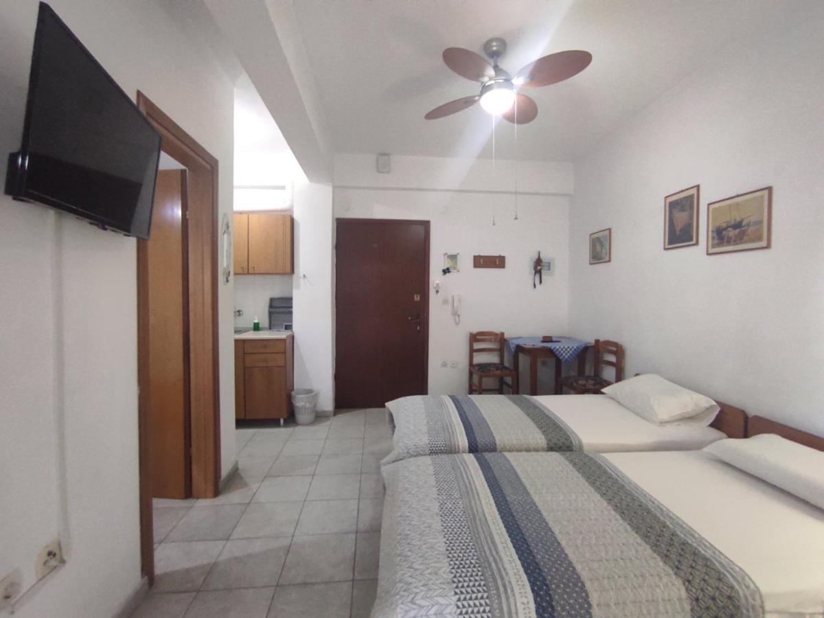 Peristerianos Apartments Nea Skioni Extérieur photo