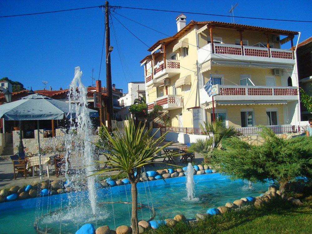 Peristerianos Apartments Nea Skioni Extérieur photo