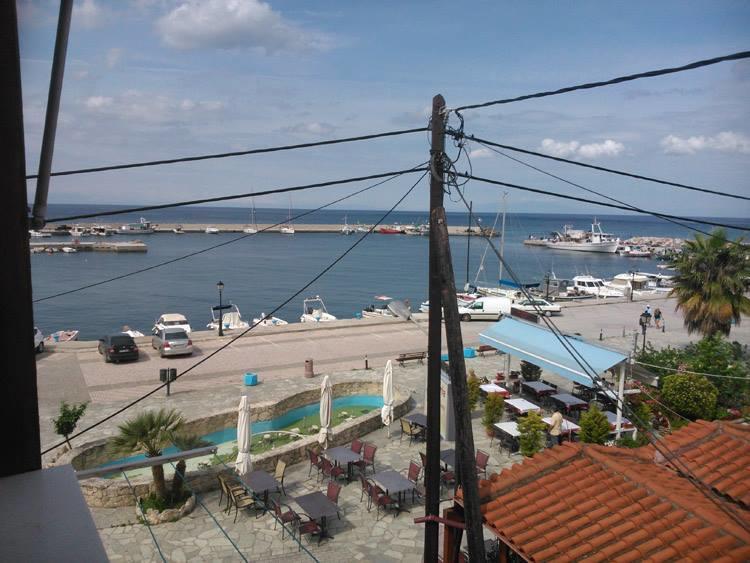 Peristerianos Apartments Nea Skioni Extérieur photo