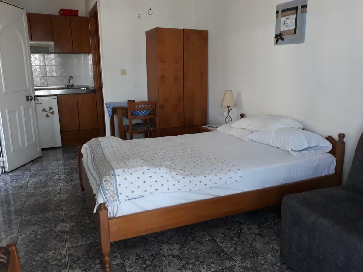 Peristerianos Apartments Nea Skioni Extérieur photo